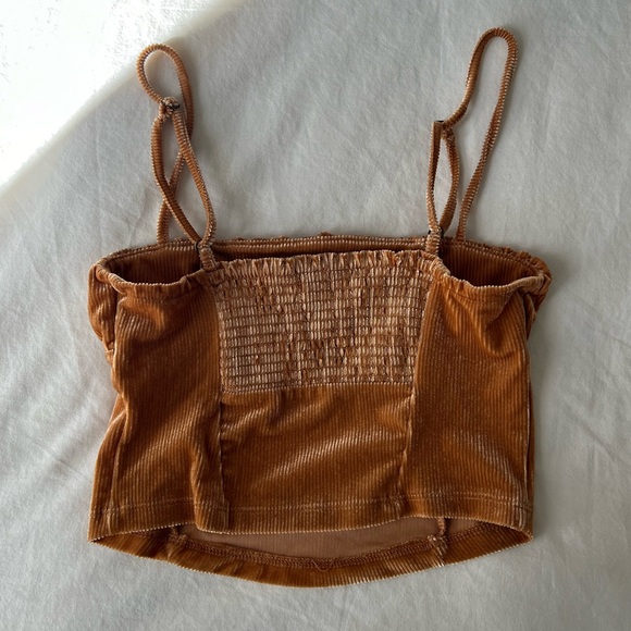 Urban Outfitters ribbed crop top - Picture 2 of 4